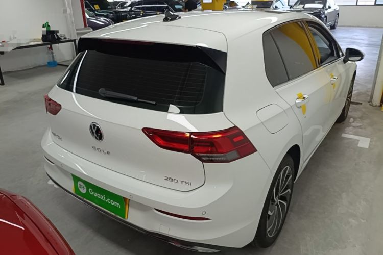 Used Volkswagen Golf 2023 Facelift 280TSI DSG Pro Rear Right 45 Deg
