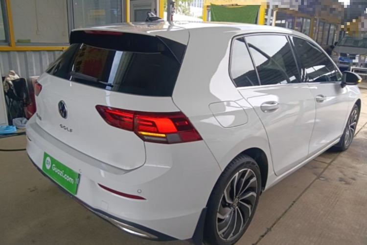 Used Volkswagen Golf 2023 Facelift 280TSI DSG Pro Rear Right 45 Deg