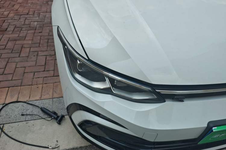 Used Volkswagen Golf 2023 280TSI DSG R-Line Lite Right Front Headlight