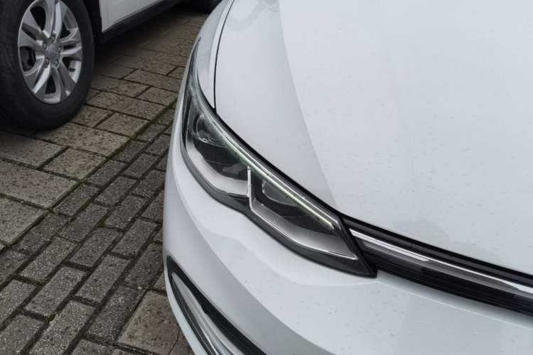 Used Volkswagen Golf 2023 Facelift 280TSI DSG Pro Right Front Headlight
