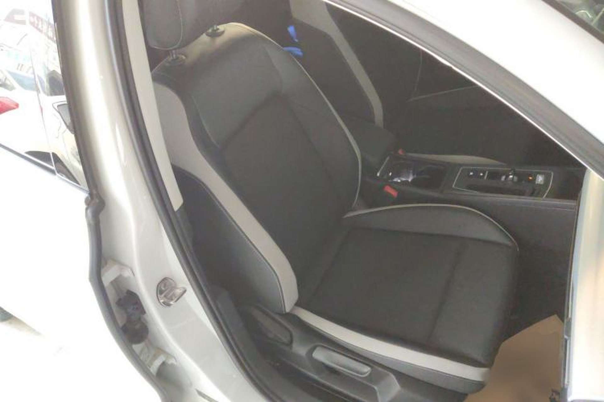 Used Volkswagen Golf 2023 Facelift 280TSI DSG Pro Right Front Seat