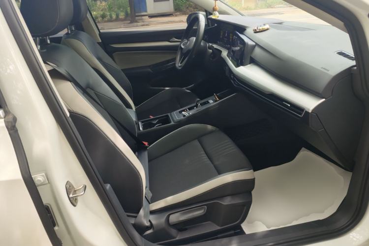 Used Volkswagen Golf 2023 Facelift 280TSI DSG Pro Right Front Seat