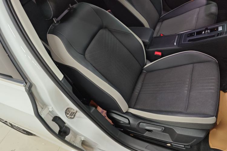 Used Volkswagen Golf 2023 280TSI DSG Pro Right Front Seat