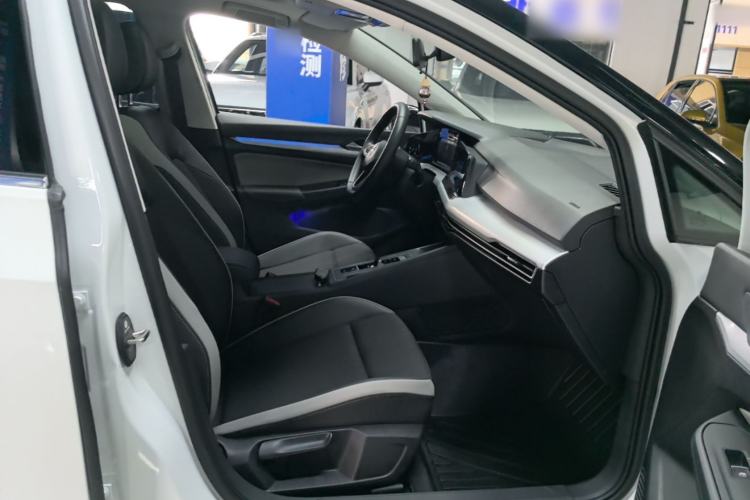Used Volkswagen Golf 2023 280TSI DSG Pro Right Front Seat