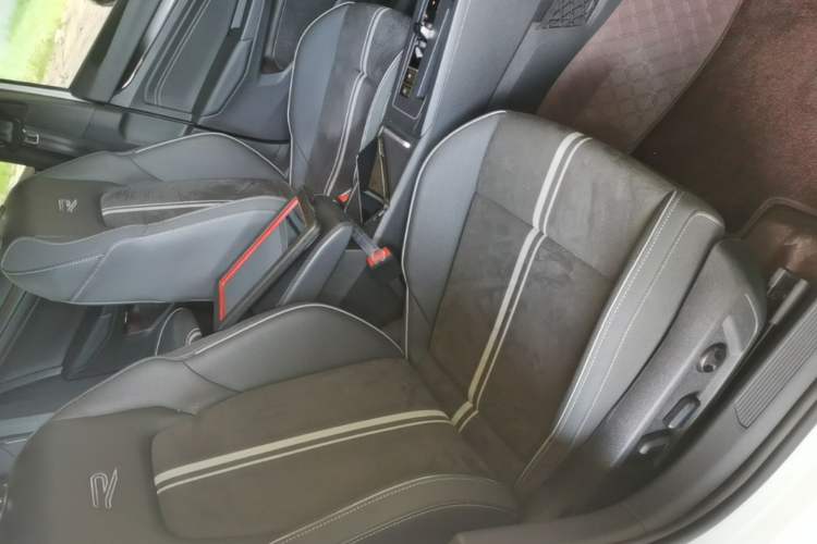 Used Volkswagen Golf 2023 280TSI DSG R-Line Lite Right Front Seat
