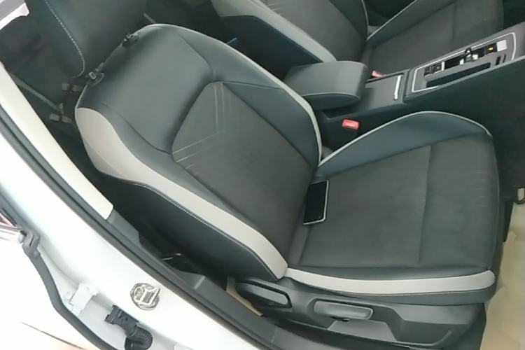 Used Volkswagen Golf 2023 Facelift 280TSI DSG Pro Right Front Seat