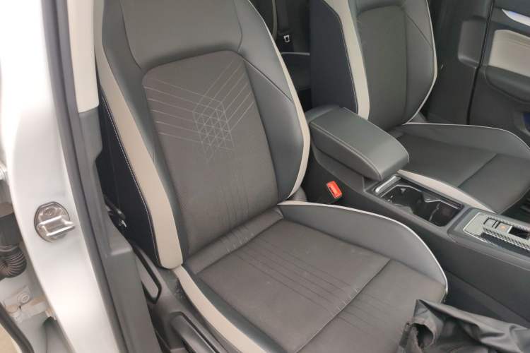 Used Volkswagen Golf 2023 280TSI DSG Pro Right Front Seat
