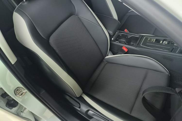 Used Volkswagen Golf 2023 Facelift 280TSI DSG Pro Right Front Seat