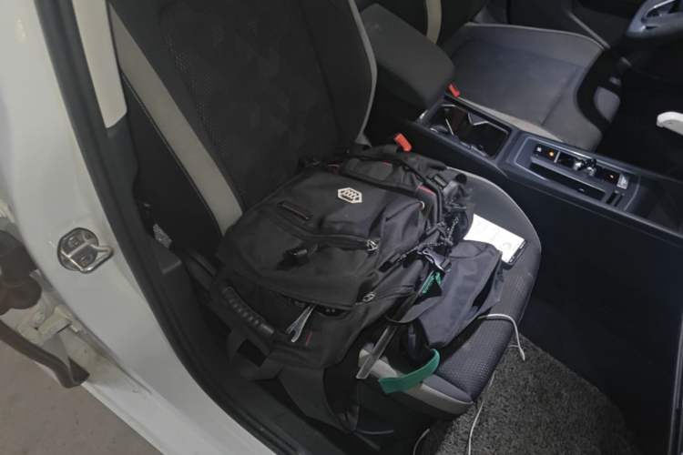 Used Volkswagen Golf 2023 200TSI DSG Right Front Seat