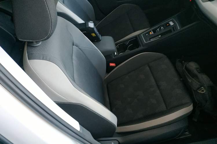 Used Volkswagen Golf 2023 200TSI DSG Right Front Seat