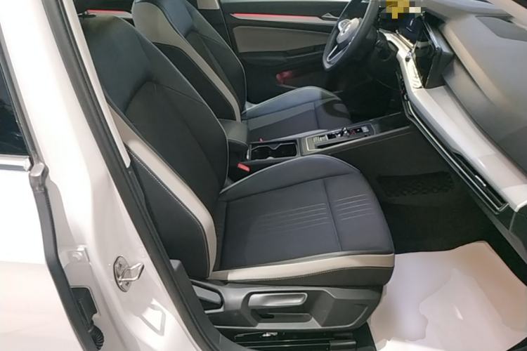 Used Volkswagen Golf 2023 280TSI DSG Pro Right Front Seat