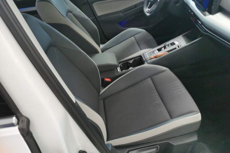 Used Volkswagen Golf 2023 Facelift 280TSI DSG Pro Right Front Seat