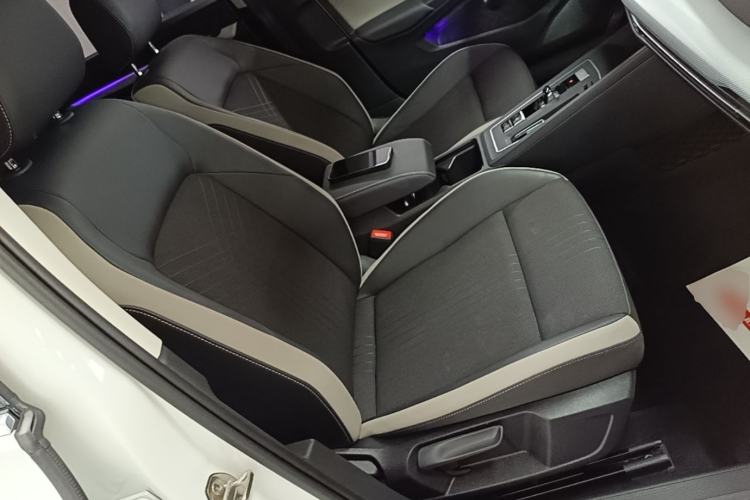 Used Volkswagen Golf 2023 Facelift 280TSI DSG Pro Right Front Seat