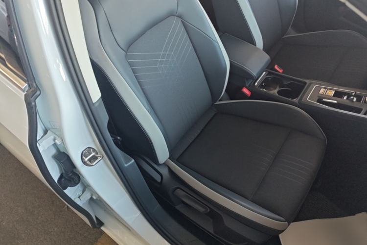 Used Volkswagen Golf 2023 280TSI DSG Pro Right Front Seat