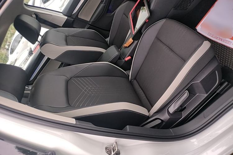 Used Volkswagen Golf 2023 Facelift 280TSI DSG Pro Right Front Seat