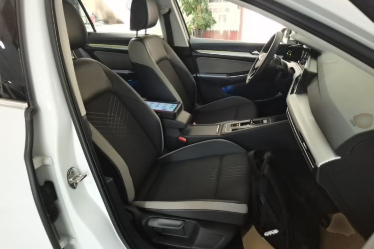 Used Volkswagen Golf 2023 Facelift 280TSI DSG Pro Right Front Seat