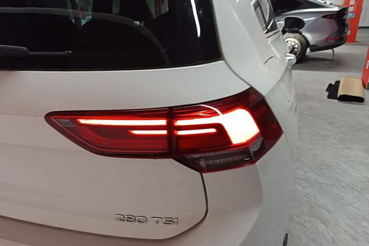 Used Volkswagen Golf 2023 Facelift 280TSI DSG Pro Right Rear Taillight