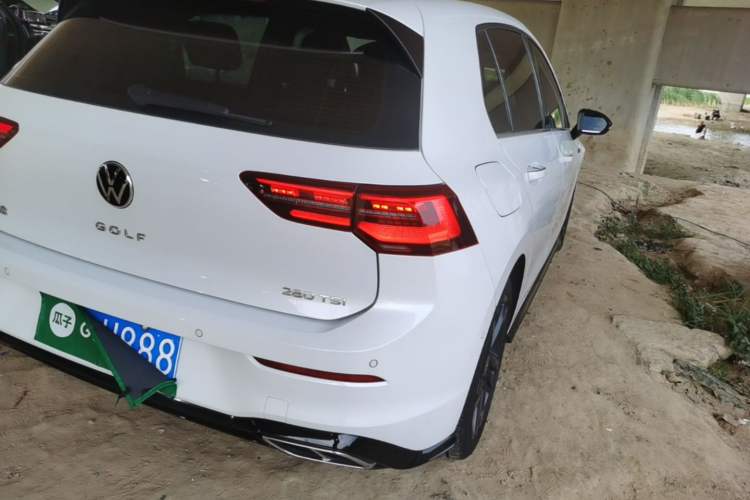 Used Volkswagen Golf 2023 280TSI DSG R-Line Lite Right Rear Taillight