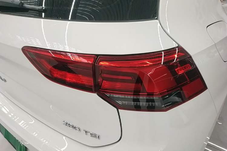 Used Volkswagen Golf 2023 Facelift 280TSI DSG Pro Right Rear Taillight