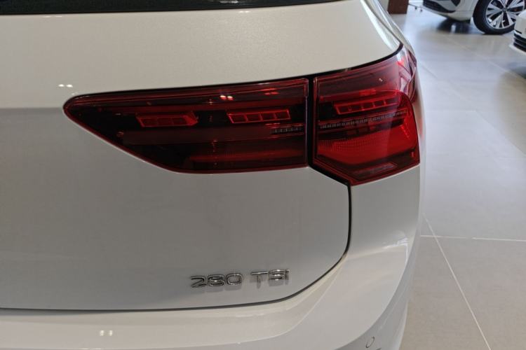 Used Volkswagen Golf 2023 Facelift 280TSI DSG R-Line Lite Right Rear Taillight