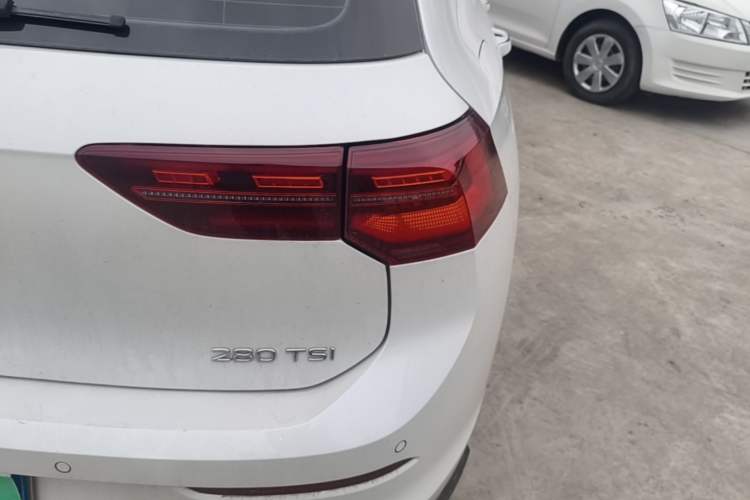 Used Volkswagen Golf 2023 Facelift 280TSI DSG R-Line Lite Right Rear Taillight
