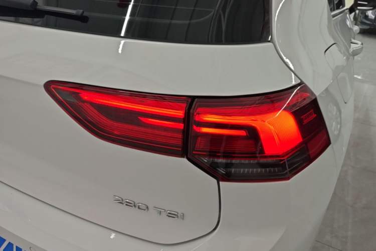 Used Volkswagen Golf 2023 Facelift 280TSI DSG Pro Right Rear Taillight