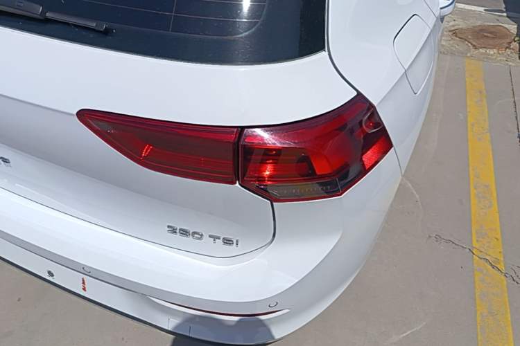 Used Volkswagen Golf 2023 Facelift 280TSI DSG Pro Right Rear Taillight