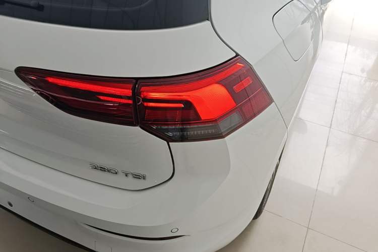 Used Volkswagen Golf 2023 Facelift 280TSI DSG Pro Right Rear Taillight