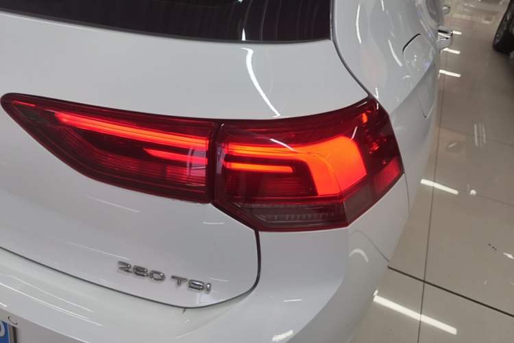 Used Volkswagen Golf 2023 Facelift 280TSI DSG Pro Right Rear Taillight