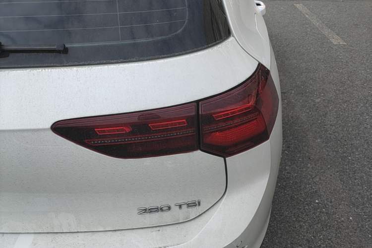 Used Volkswagen Golf 2023 Facelift 280TSI DSG R-Line Lite Right Rear Taillight