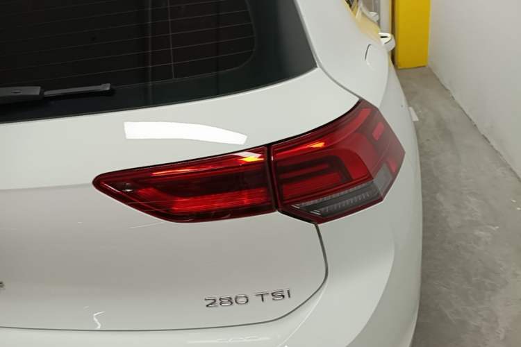 Used Volkswagen Golf 2023 Facelift 280TSI DSG Pro Right Rear Taillight