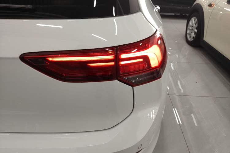 Used Volkswagen Golf 2023 Facelift 280TSI DSG Pro Right Rear Taillight