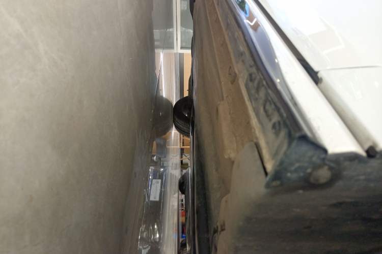 Used Volkswagen Golf 2023 Facelift 280TSI DSG R-Line Lite Right Side Sill