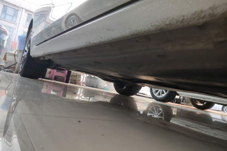 Used Volkswagen Golf 2023 Facelift 280TSI DSG Pro Right Side Sill