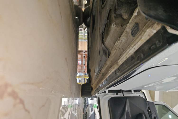 Used Volkswagen Golf 2023 Facelift 280TSI DSG R-Line Right Side Sill