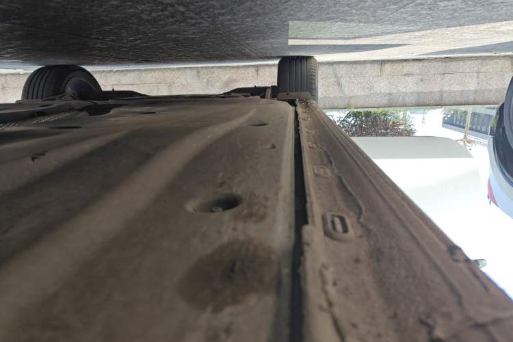 Used Volkswagen Golf 2023 Facelift 280TSI DSG Pro Right Side Sill
