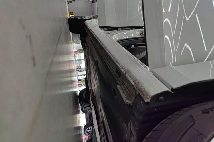 Used Volkswagen Golf 2023 Facelift 280TSI DSG Pro Right Side Sill