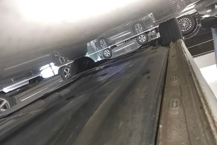 Used Volkswagen Golf 2023 280TSI DSG Pro Right Side Sill