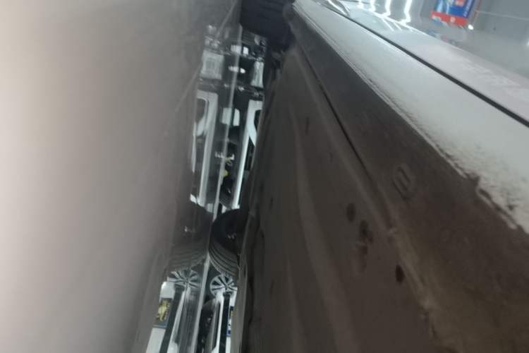 Used Volkswagen Golf 2023 Facelift 280TSI DSG Pro Right Side Sill