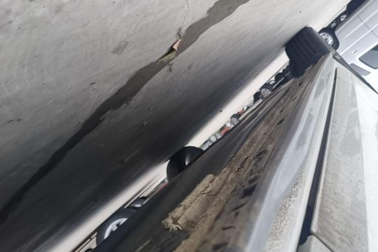 Used Volkswagen Golf 2023 Facelift 280TSI DSG R-Line Lite Right Side Sill