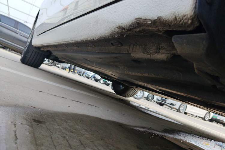 Used Volkswagen Golf 2023 280TSI DSG Pro Right Side Sill