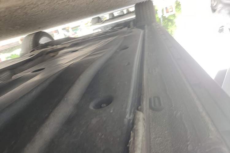 Used Volkswagen Golf 2023 Facelift 280TSI DSG R-Line Lite Right Side Sill