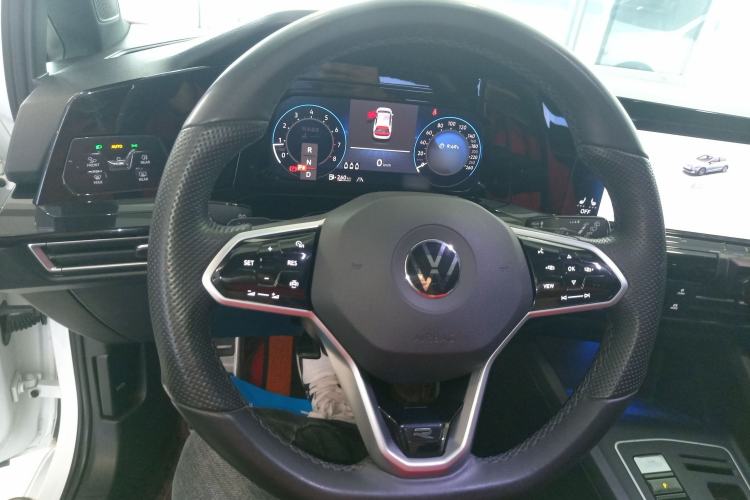 Used Volkswagen Golf 2023 Facelift 280TSI DSG R-Line Lite Steering Wheel