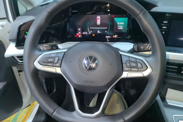 Used Volkswagen Golf 2023 Facelift 280TSI DSG Pro Steering Wheel