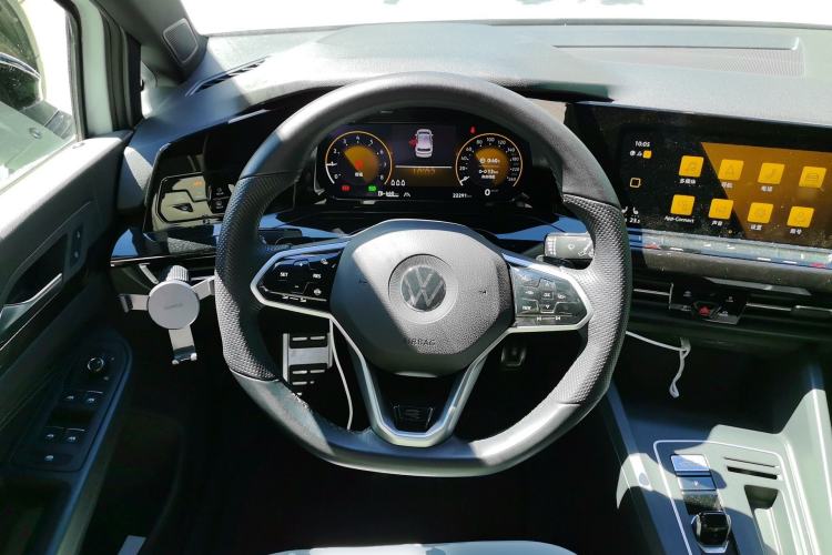 Used Volkswagen Golf 2023 280TSI DSG R-Line Lite Steering Wheel