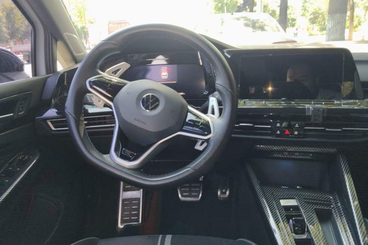 Used Volkswagen Golf 2023 280TSI DSG R-Line Lite Steering Wheel