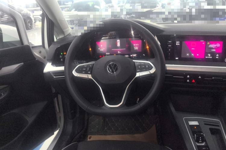Used Volkswagen Golf 2023 Facelift 280TSI DSG Pro Steering Wheel