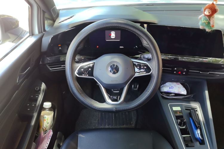 Used Volkswagen Golf 2023 Facelift 280TSI DSG R-Line Lite Steering Wheel