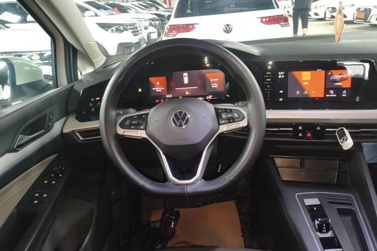Used Volkswagen Golf 2023 280TSI DSG Pro Steering Wheel