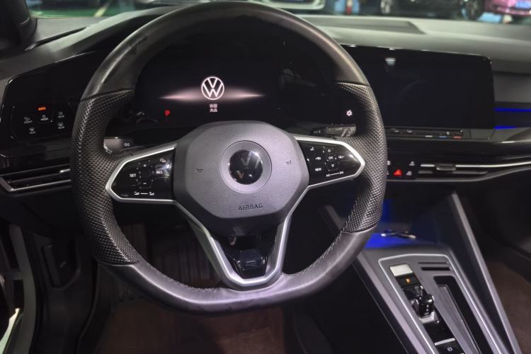 Used Volkswagen Golf 2023 Facelift 280TSI DSG R-Line Lite Steering Wheel